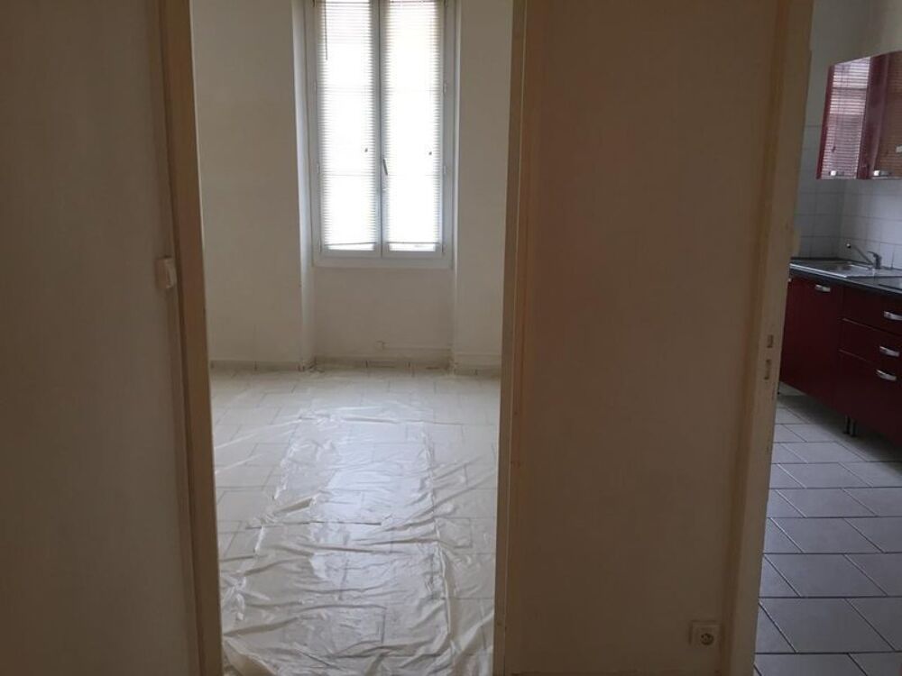 location Appartement - 3 pièce(s) - 63 m² Marseille 2