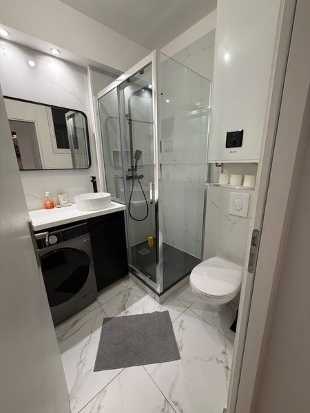 location Appartement - 3 pièce(s) - 50 m² Marseille 8