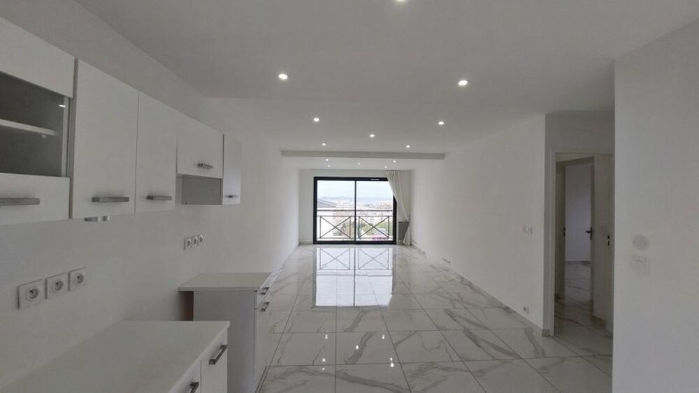 13015 Les aygalades MARSEILLE ds Villa T3 Neuf,Sejour 33....