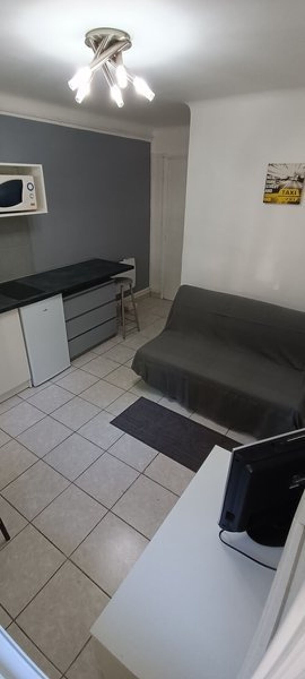 location Appartement - 1 pice(s) - 12 m Marseille 8