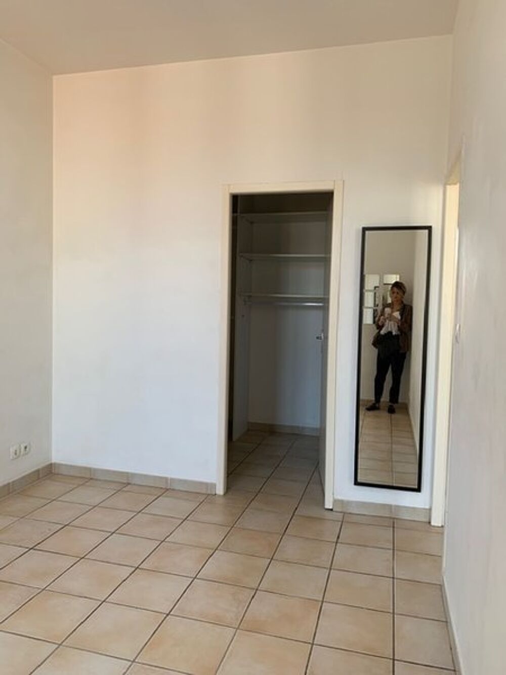 location Appartement - 2 pièce(s) - 36 m² Marseille 5