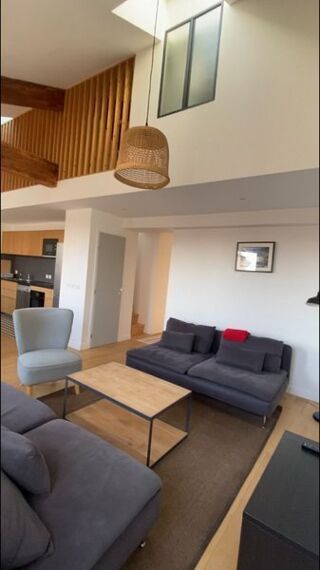  Appartement � louer 4 pi�ces 100 m�