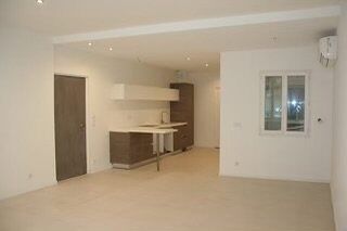  Appartement  louer 3 pices 86 m