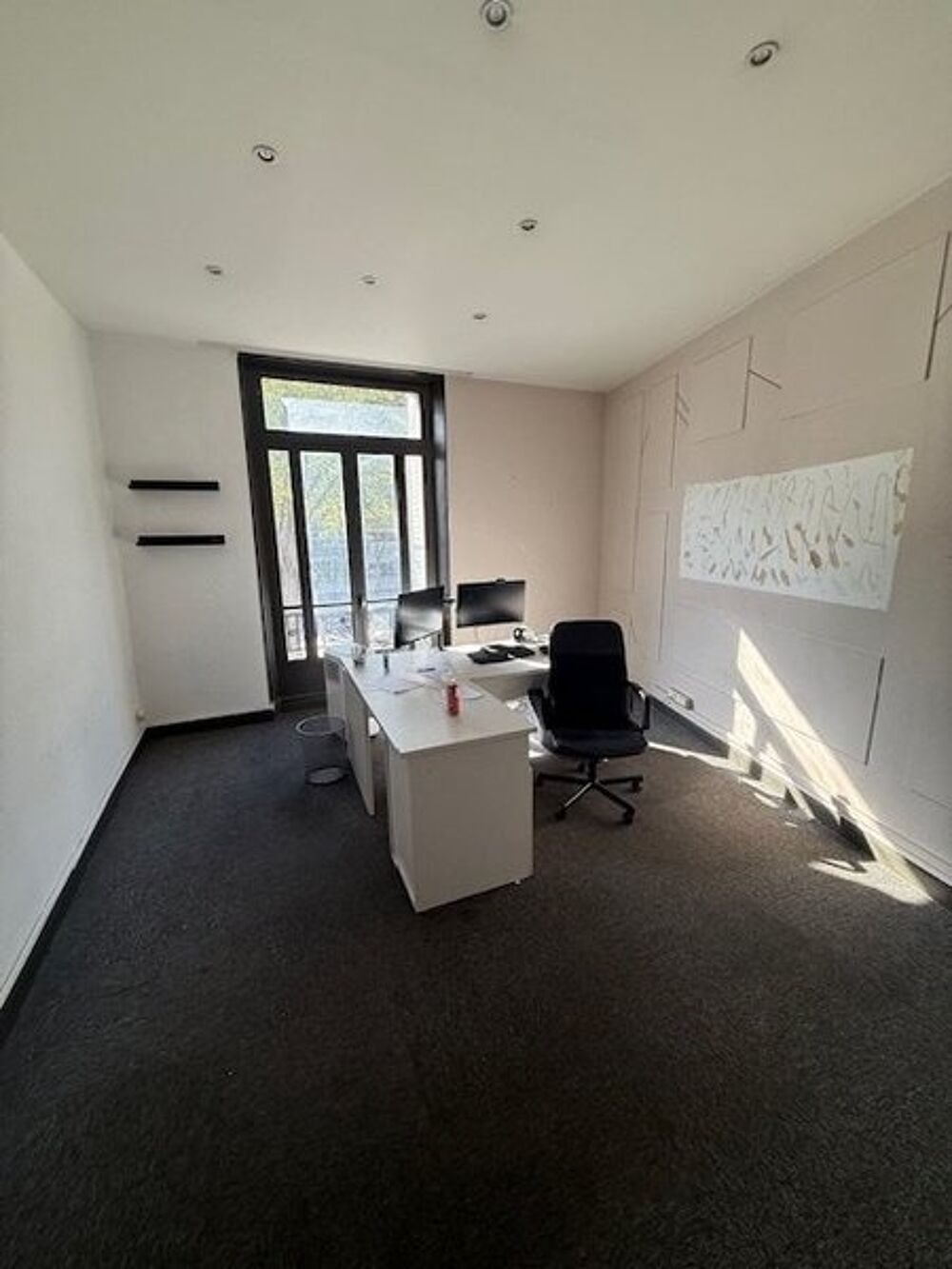  Location / Local Commercial - 104 m² Marseille 8