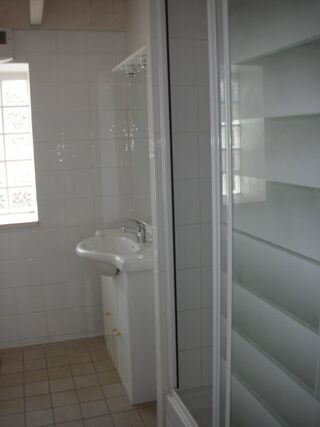  Appartement à louer 1 pièce 46 m²
