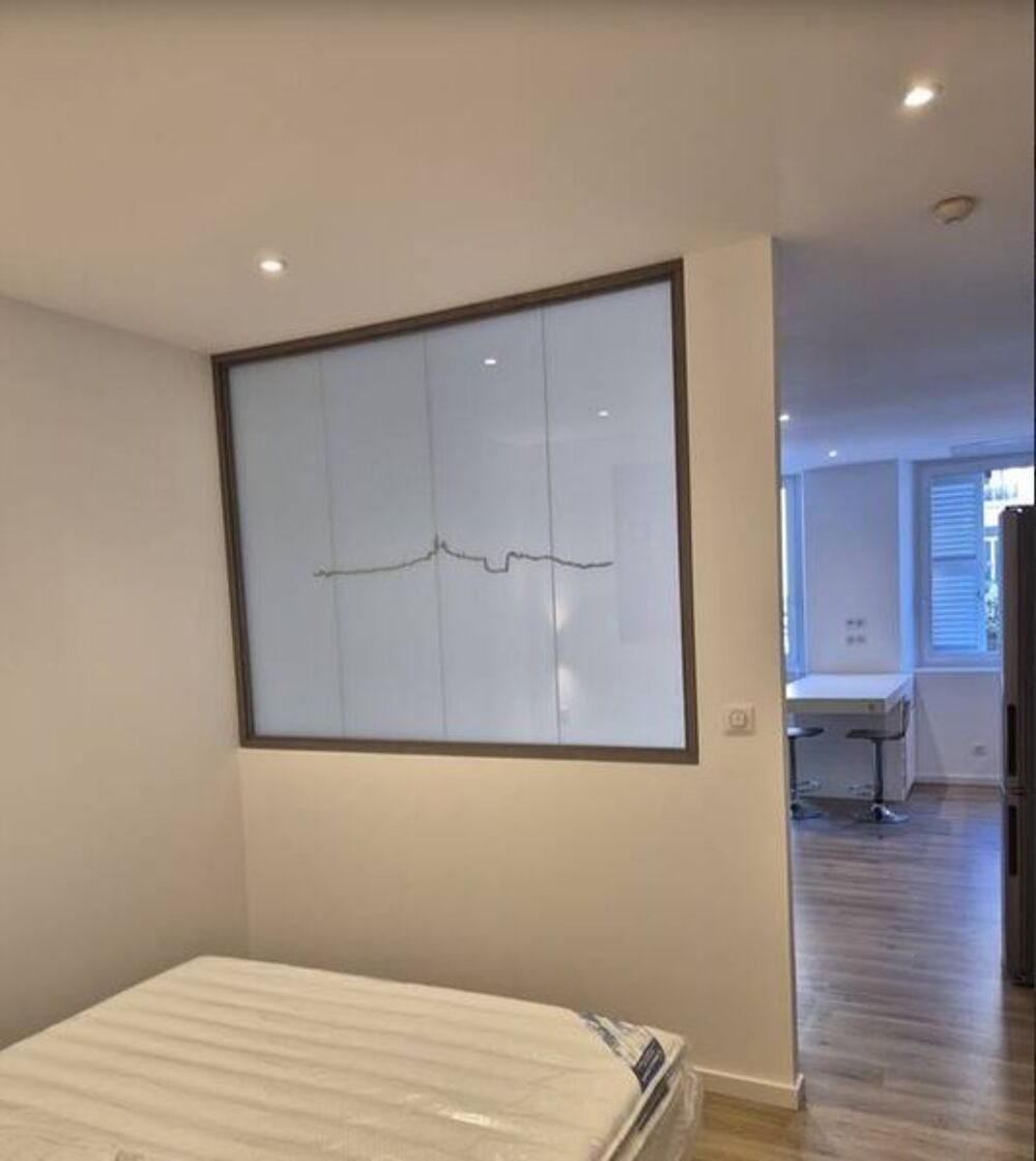 location Appartement - 1 pièce(s) - 34 m² Marseille 1