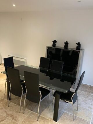  Appartement à louer 3 pièces 80 m²