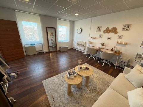 BD RABATAU/13010<br>Dans un immeuble de bureaux, (hôt... 384 13010 Marseille