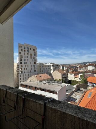  Appartement à louer 1 pièce 19 m²