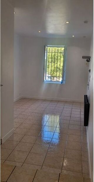  Appartement à louer 1 pièce 22 m²