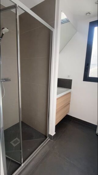  Appartement � louer 4 pi�ces 100 m�