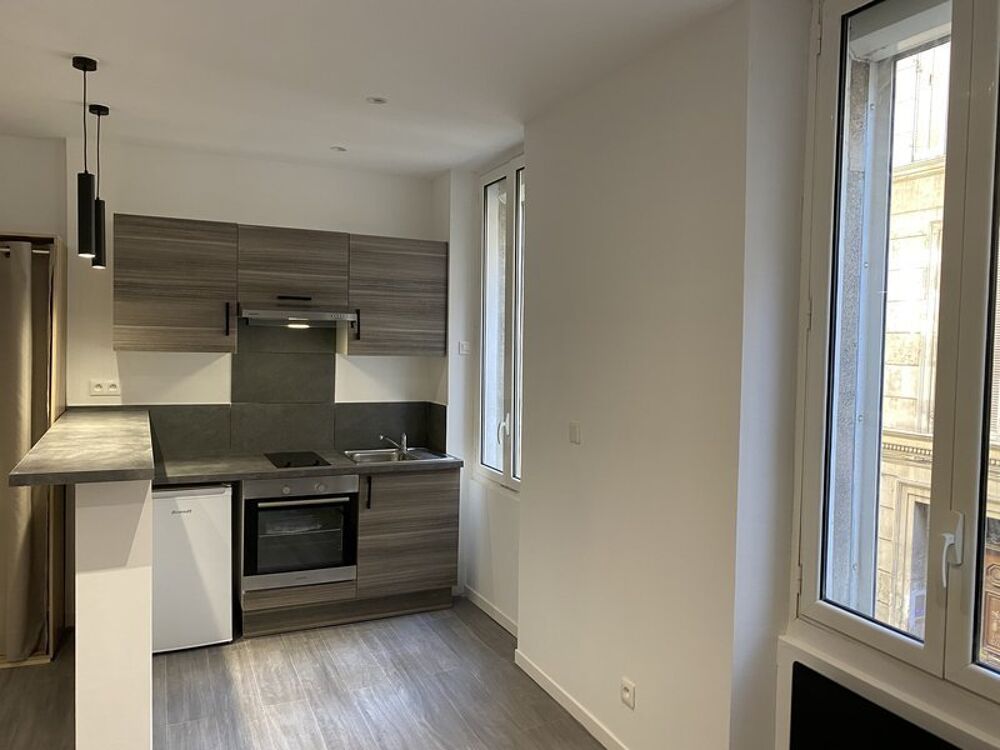 location Appartement - 1 pièce(s) - 28 m² Marseille 6