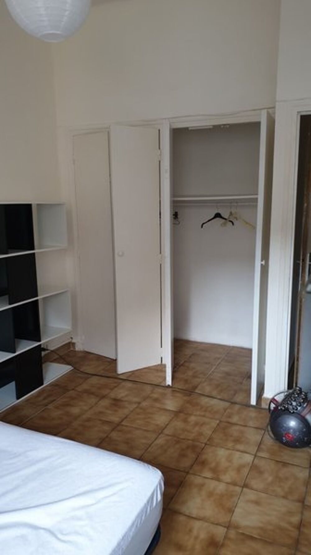location Appartement - 2 pièce(s) - 30 m² Marseille 1