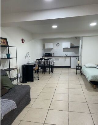  Appartement à louer 1 pièce 34 m²