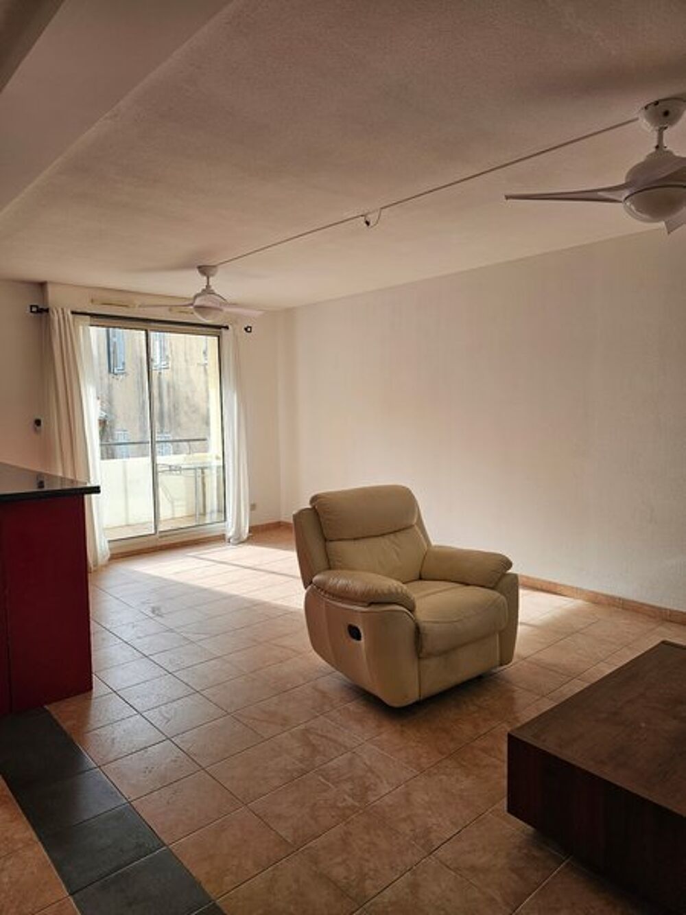 location Appartement - 3 pièce(s) - 67 m² Marseille 10