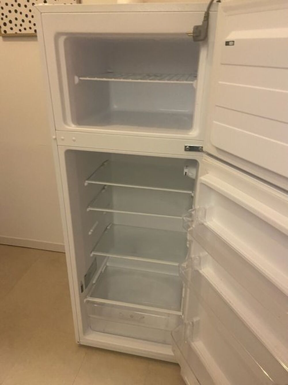 location Appartement - 1 pièce(s) - 12 m² Marseille 14