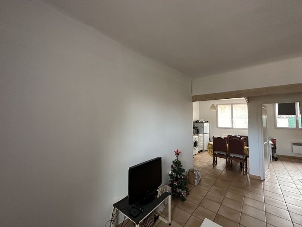 Appartement T3 meublé avec terrasse à Saint Marcel <b....