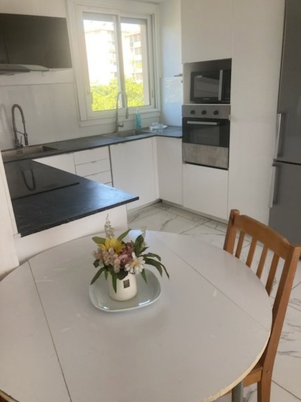 location Appartement - 3 pièce(s) - 51 m² Marseille 10