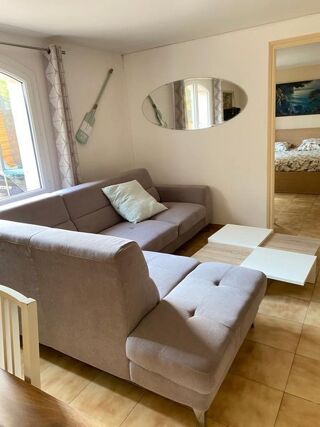  Appartement à louer 2 pièces 63 m²