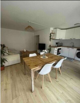  Appartement à louer 2 pièces 43 m²