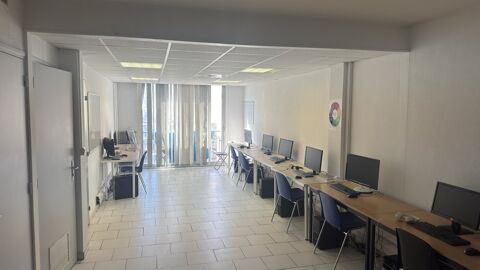   Location / Local Commercial - 176 m² 
