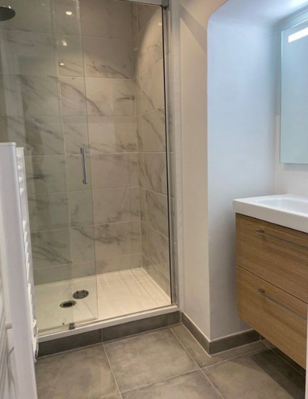 13008 Le rouet MARSEILLE T4 70m2 habitable, dans Sejour....