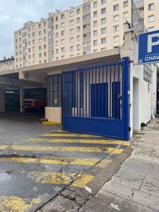  Parking / Garage � louer 1 pi�ce 