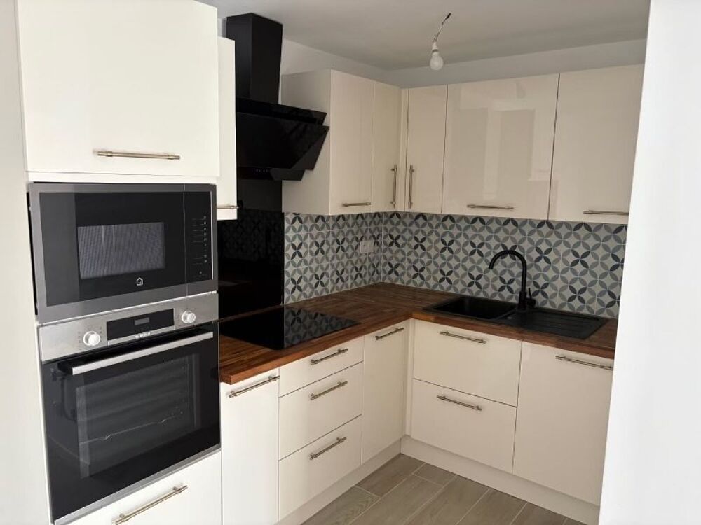 location Appartement - 3 pièce(s) - 55 m² Marseille 5