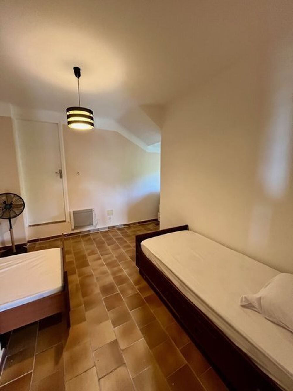 location Maison - 5 pièce(s) - 150 m² Ensuès-la-Redonne (13820)