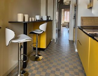  Appartement à louer 3 pièces 75 m²