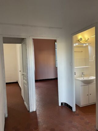  Appartement à louer 3 pièces 60 m²