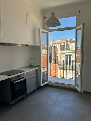  Appartement à louer 2 pièces 55 m²