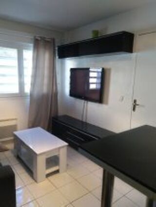  Appartement à louer 2 pièces 23 m²