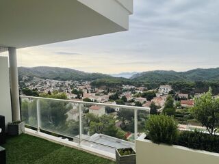 location Appartement - 3 pièce(s) - 67 m² Le Rove (13740)