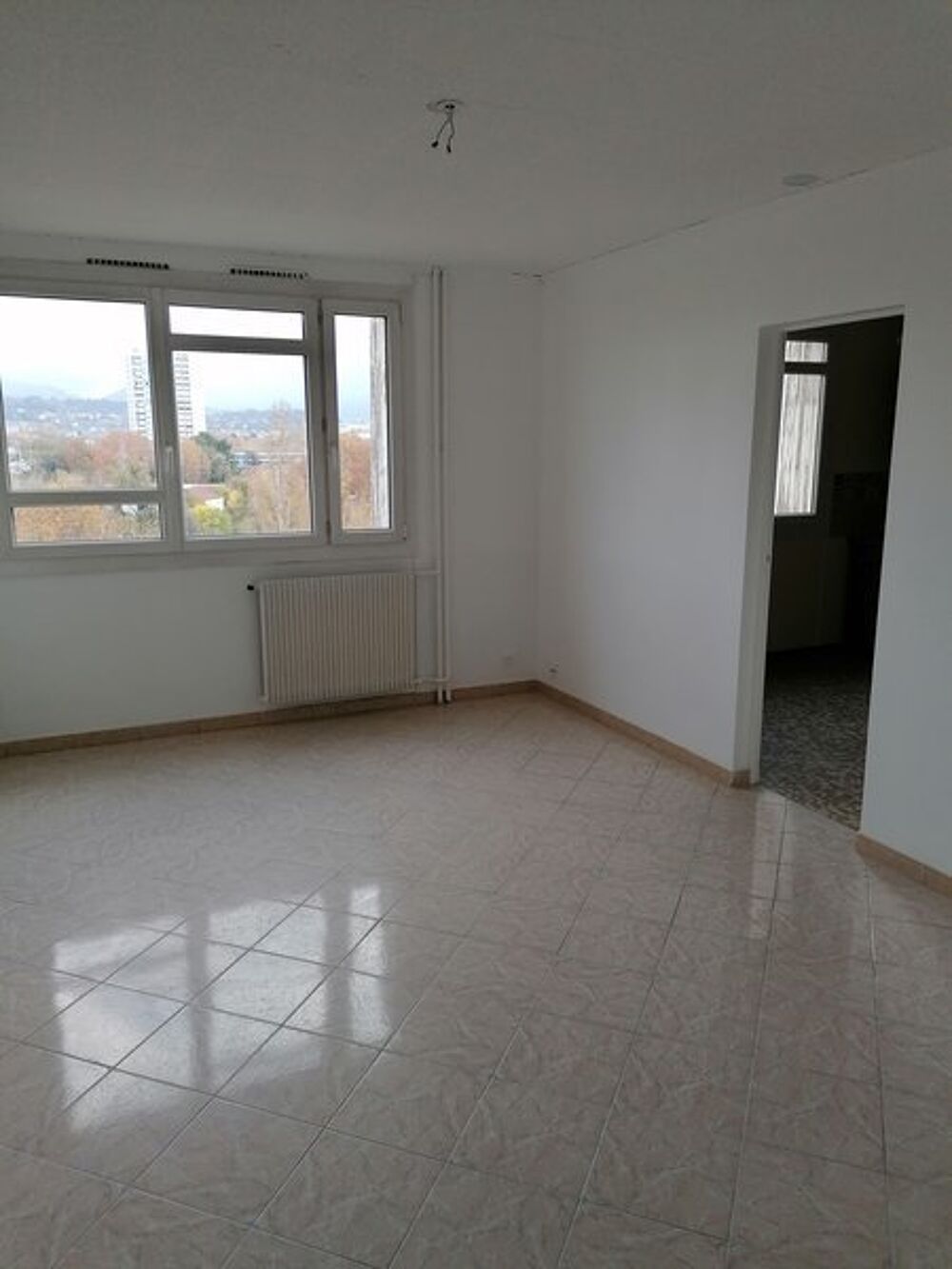 location Appartement - 2 pièce(s) - 53 m² Marseille 10