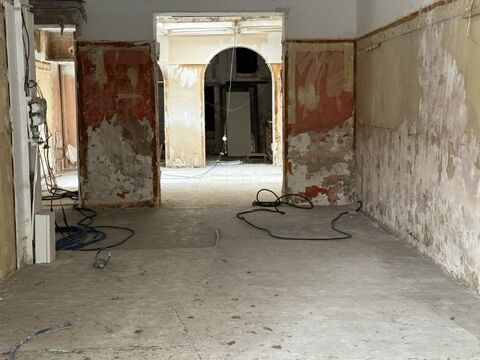   Location / Local Commercial - 148 m² 