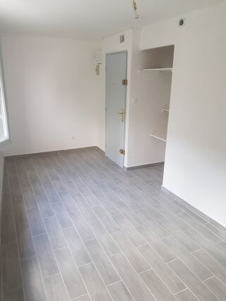  Appartement à louer 1 pièce 15 m²