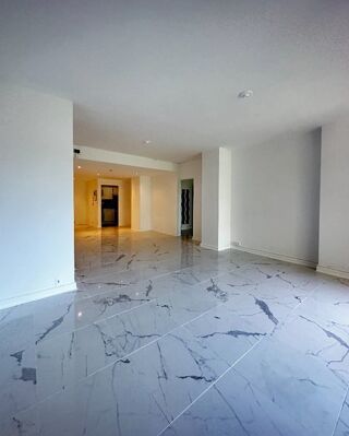  Appartement � louer 2 pi�ces 80 m�