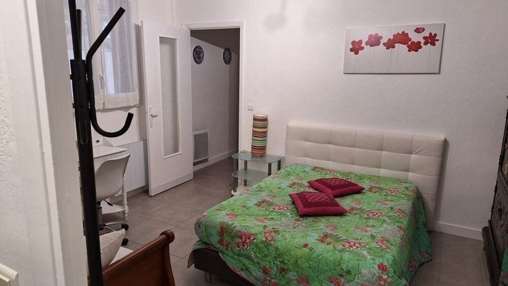 --Annonce immobilière - T1 Meublé à Cassis-- À lo....