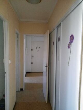  Appartement à louer 1 pièce 28 m²