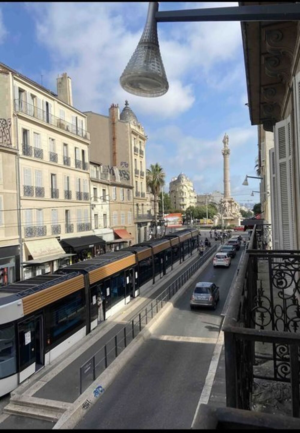 location Appartement - 3 pièce(s) - 64 m² Marseille 6