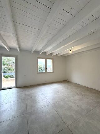  Maison à louer 3 pièces 86 m²