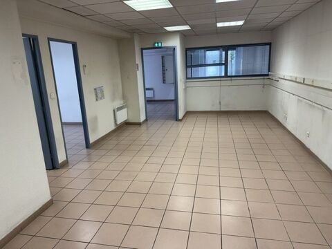   Location / Local Commercial - 114 m² 