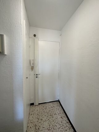  Appartement à louer 1 pièce 20 m²