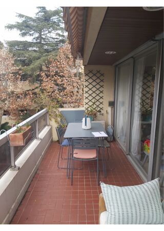  Appartement à louer 4 pièces 95 m²
