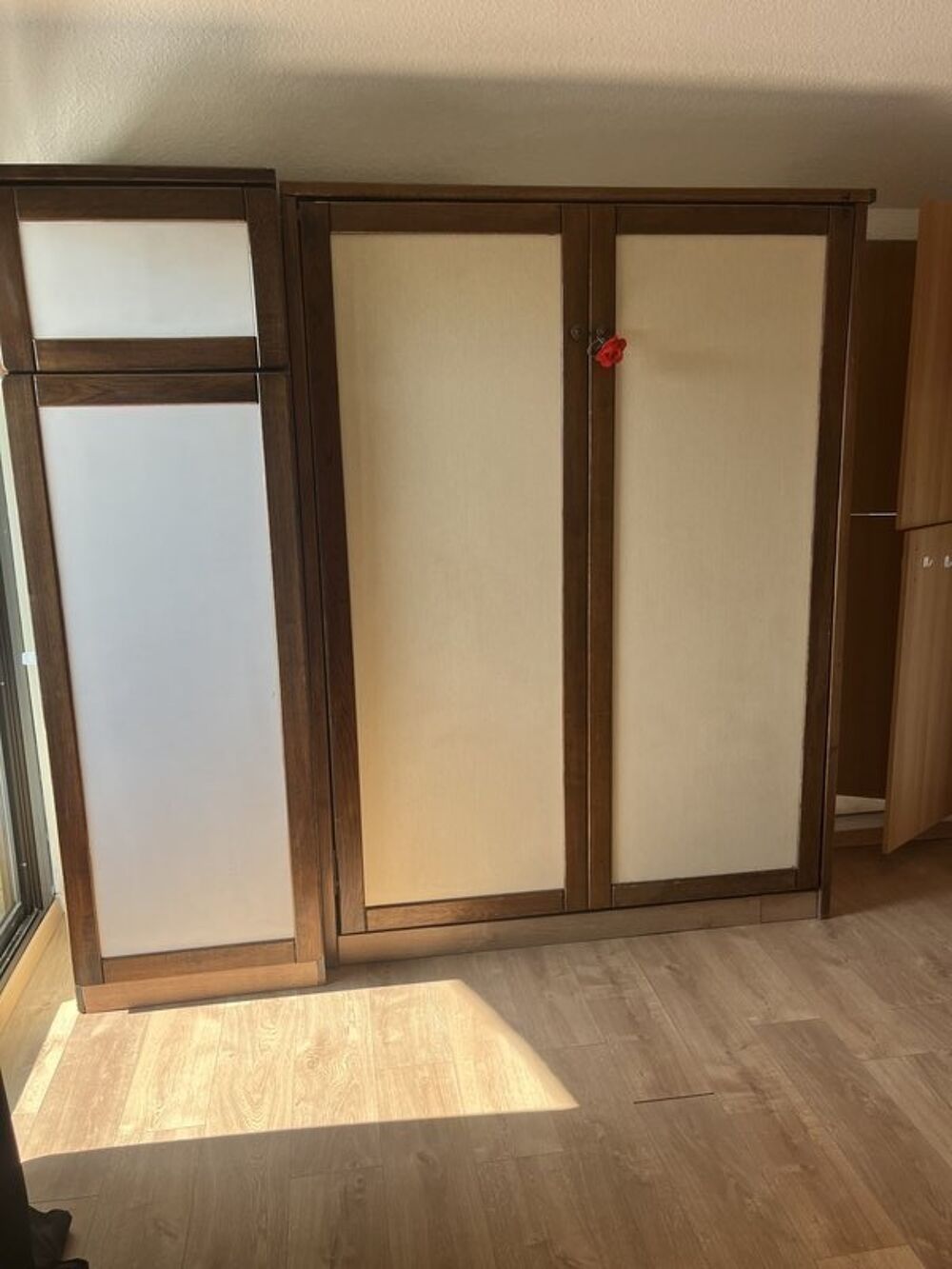 13260 CASSIS T2 29m2 habitable,Sejour Avec un lit doubl....