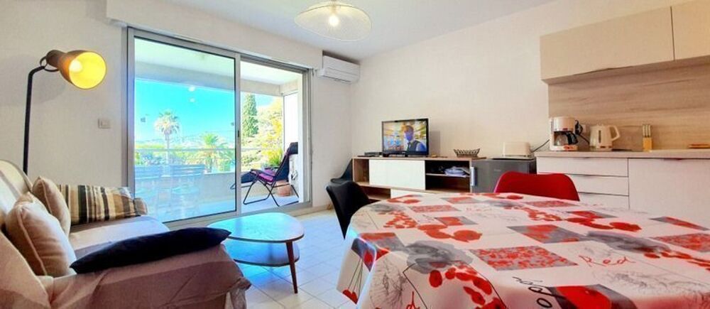 13600 LA CIOTAT T2 35m2 habitable, Sejour ,Cuisine ouve....