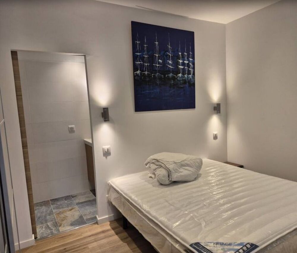 location Appartement - 1 pièce(s) - 34 m² Marseille 1