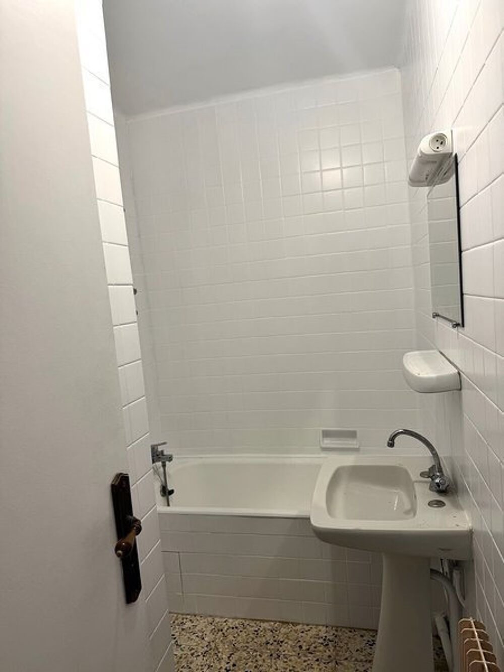location Appartement - 3 pièce(s) - 52 m² Marseille 9