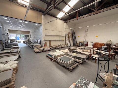   Location / Local Commercial - 187 m² 
